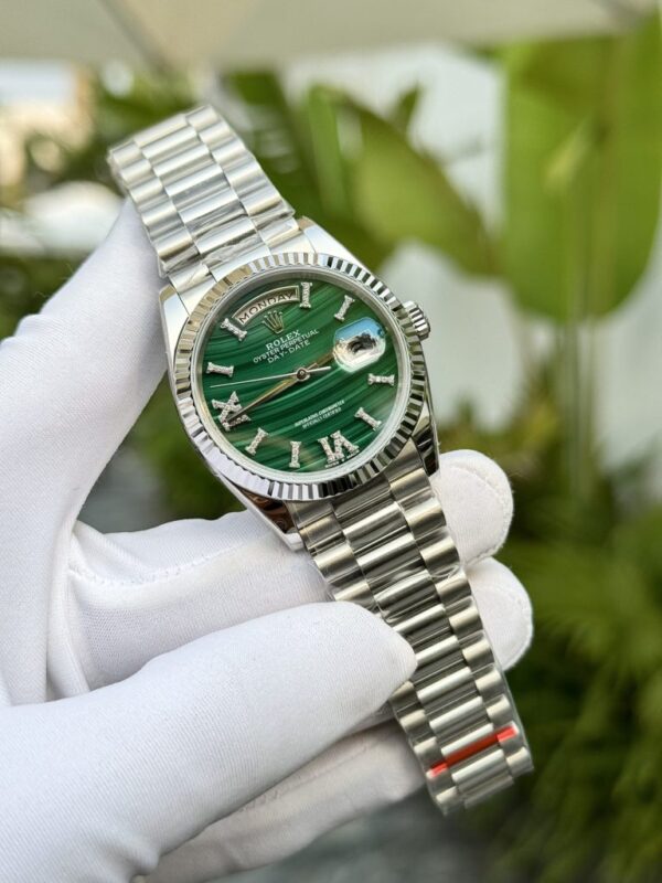 Rolex Best Replica Watches Day-Date Roman Numeral Pile 40mm