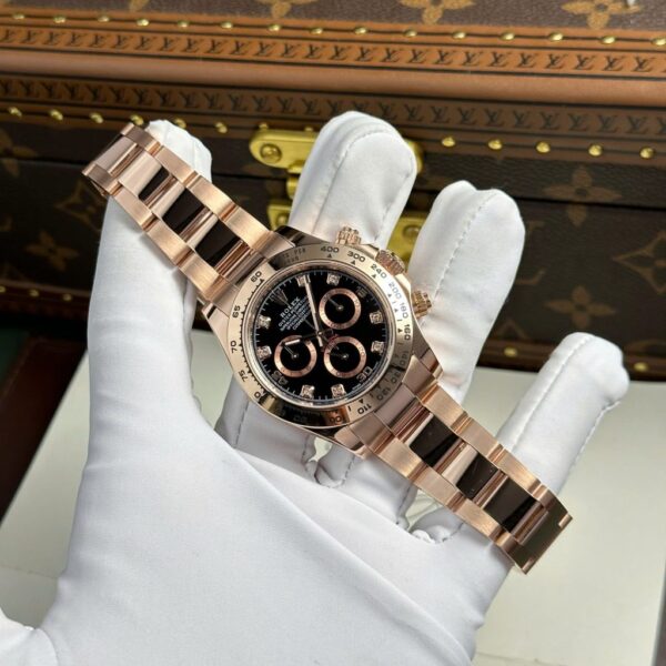 Rolex Cosmograph Daytona Dial Black Custom Gold Wrapped Replica Watch 40mm