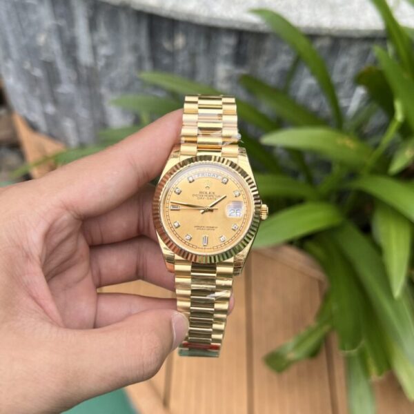 Rolex Day-Date Replica 1:1 Watch Champagne Dial Jubilee Strap 40mm